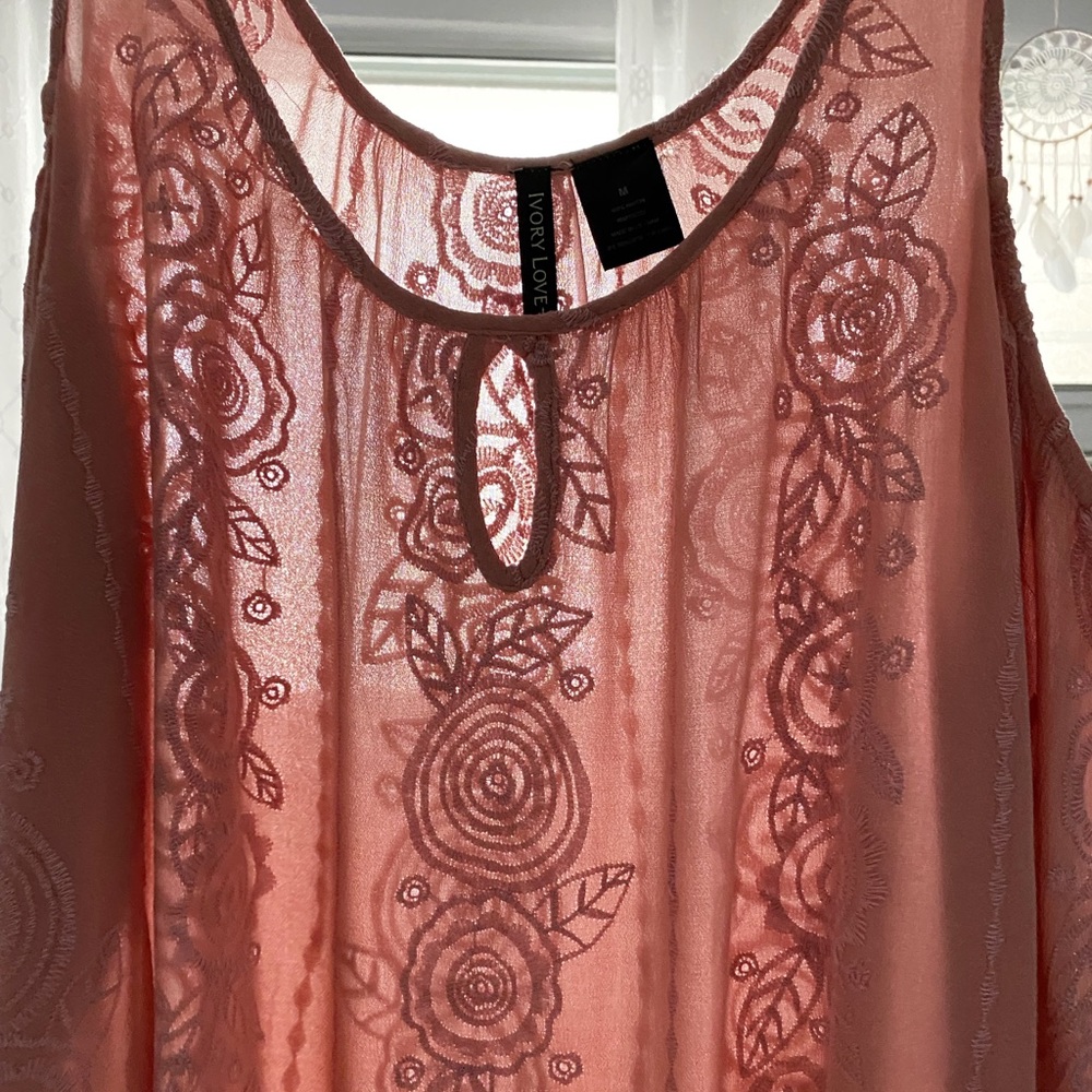 Ivory Love rose print cold-shoulder blouse, pink - Picture 3 of 9